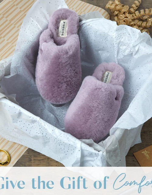 Load image into Gallery viewer, Women'S Shelly Beach Shearling Scuff Slipper
